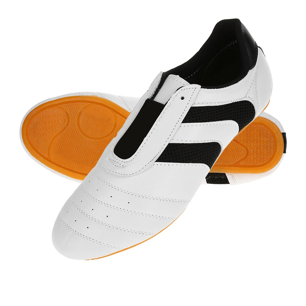 2-40.jpg Taekwondo Shoes - Image 1